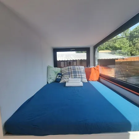 別荘 Mazi House ヤスタルニャ